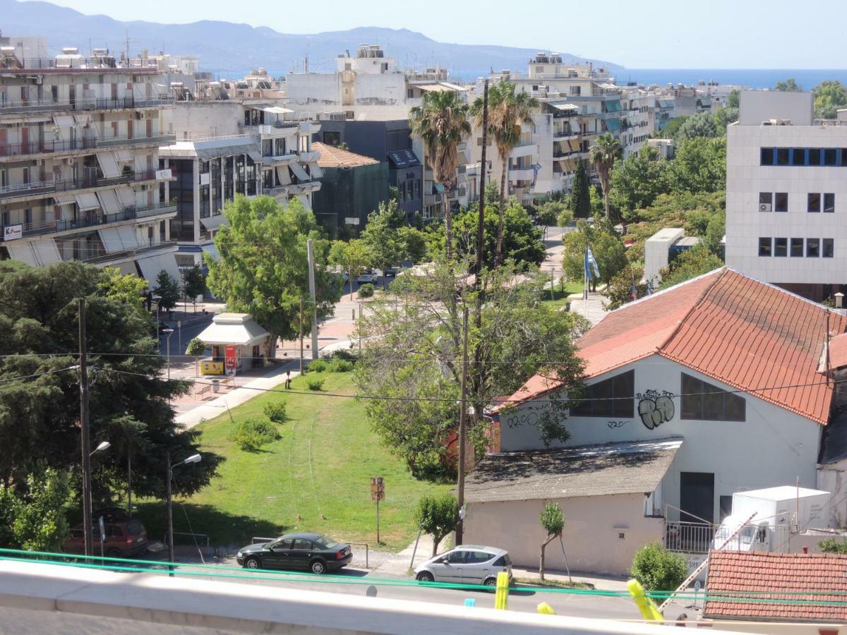 Central Square Appartment With Panoramic View Kalamata Bagian luar foto